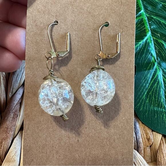BOGO FREE CRUSHED TRANSPARENT BEAD EARRINGS - Picture 1 of 3